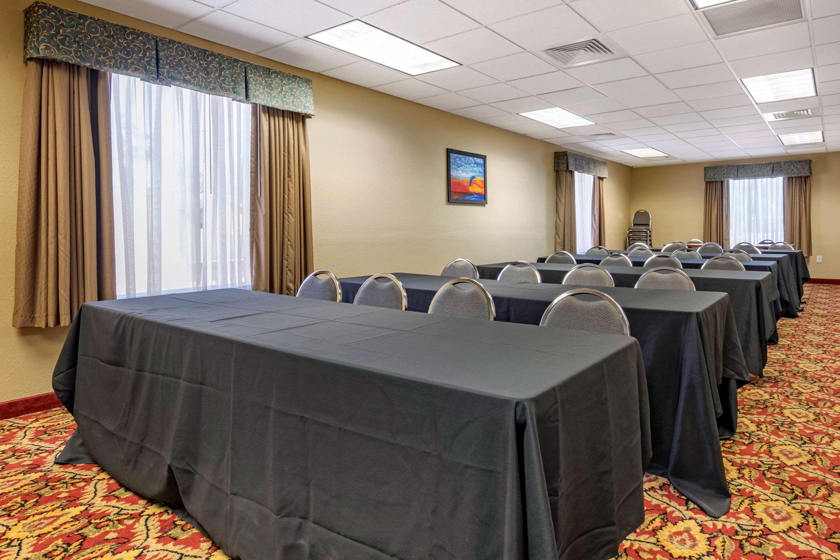Quality Inn Zephyrhills-Dade City Eksteriør billede